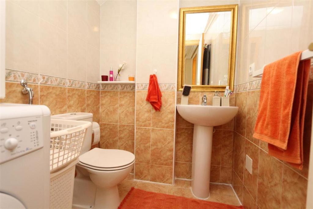 Maison De Vacances De 3 Chambres A Orihuela Costa - Torrevieja ! 外观 照片